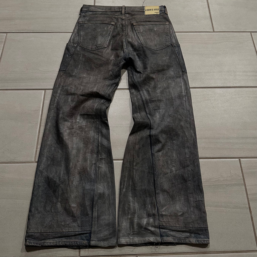 1of1 CUSTOM WAXED FLARED LOOSE FIT JEANS
