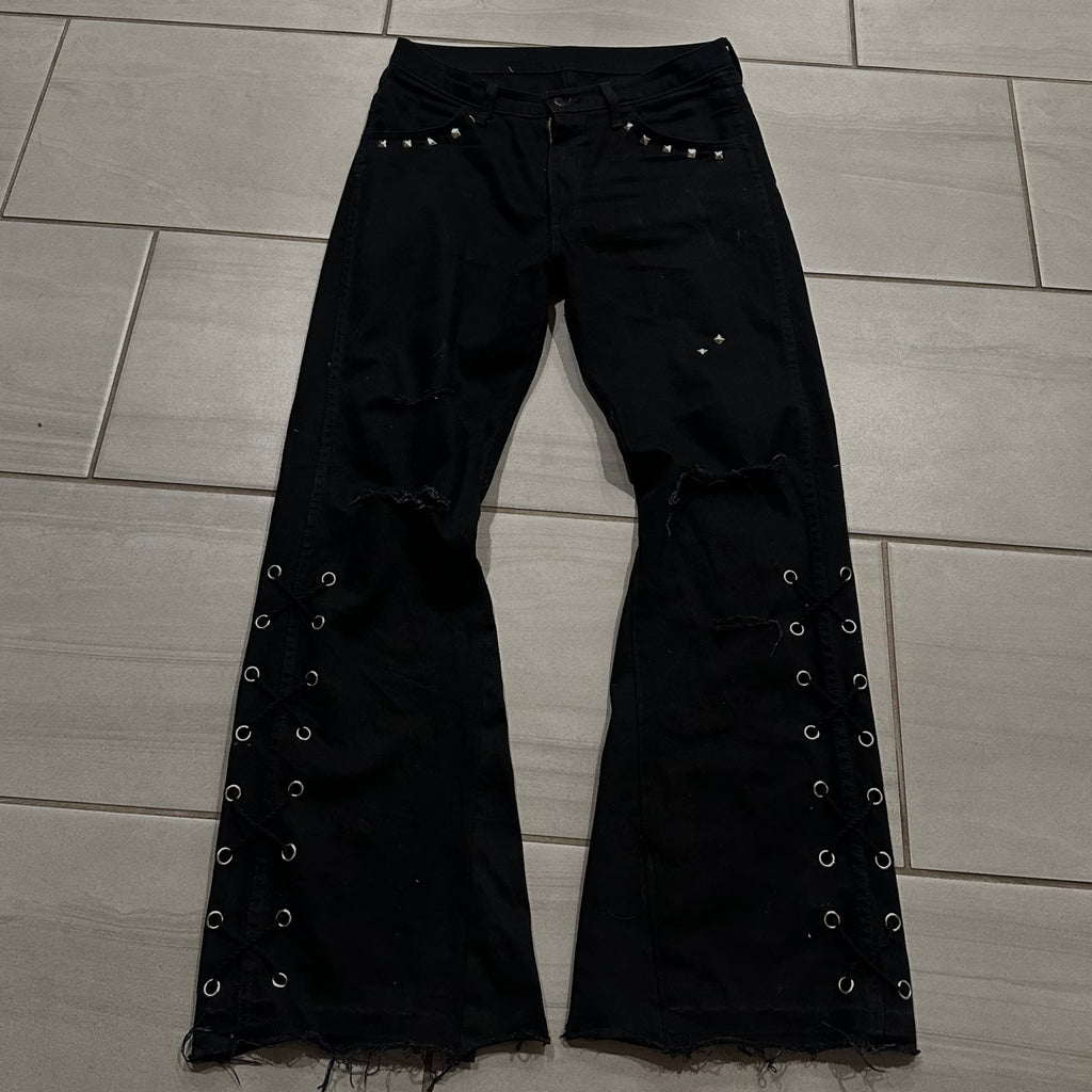LACED UP FLARED JEANS
