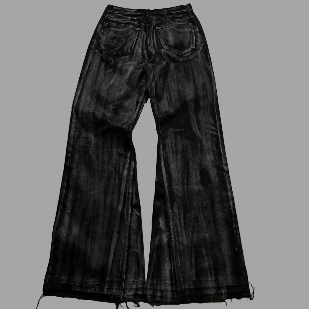 STUDDED WAXED FLARED JEANS